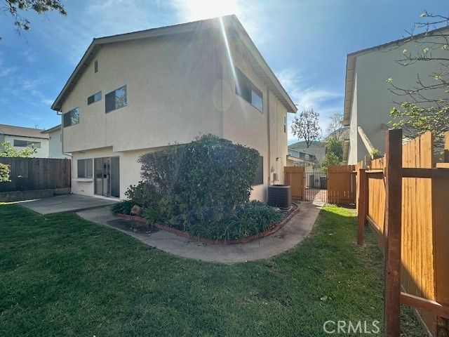 660 Martinique, Newbury Park (thousand Oaks), CA 91320