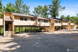 1211 N 8th Street #4, Mount Vernon, WA 98273