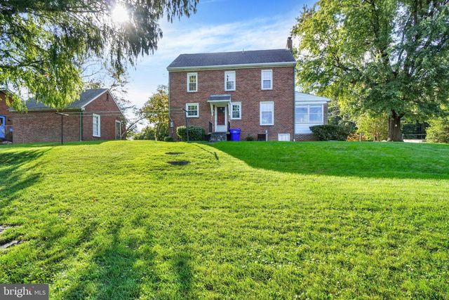 303 EDGEHILL RD, York, PA 17403