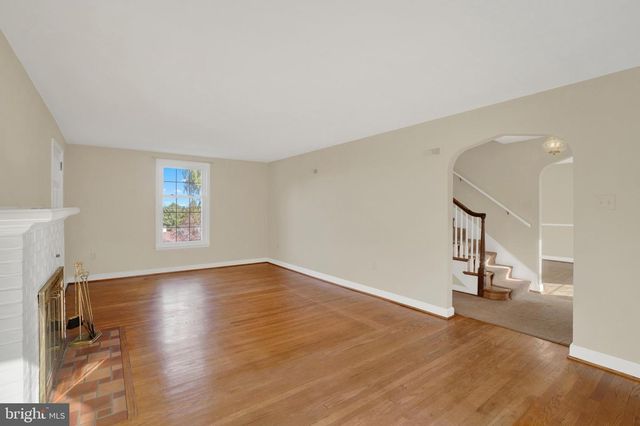 303 EDGEHILL RD, York, PA 17403