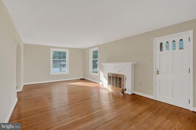 303 EDGEHILL RD, York, PA 17403