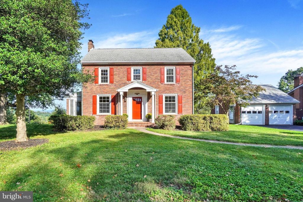 303 EDGEHILL RD, York, PA 17403