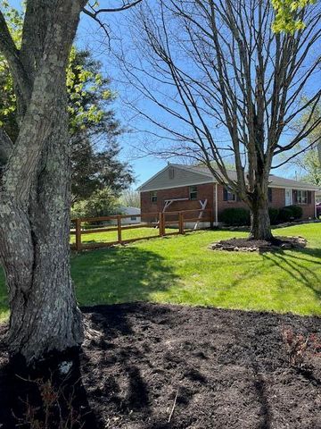 101 Matador Court, Frankfort, KY 40601