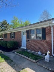 101 Matador Court, Frankfort, KY 40601