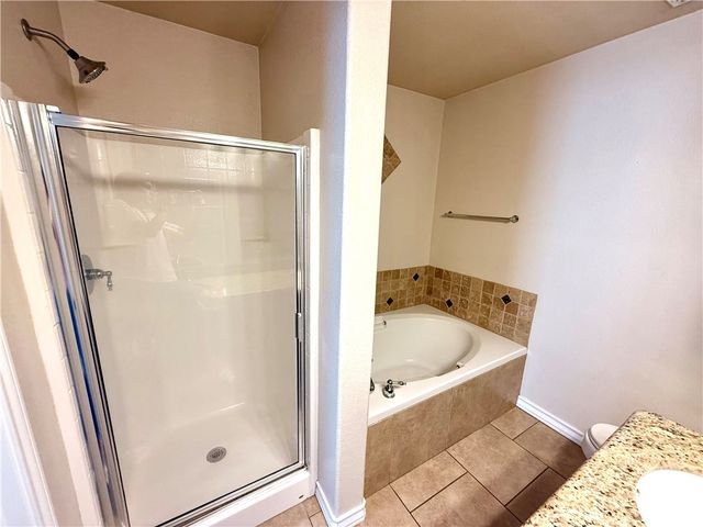 6710 Earnhart, Corpus Christi, TX 78414