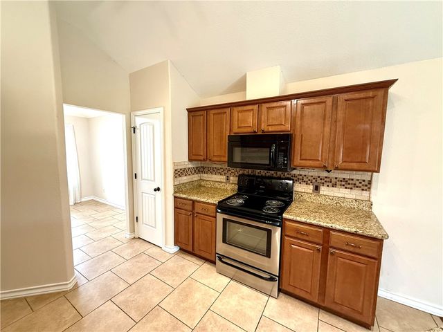6710 Earnhart, Corpus Christi, TX 78414