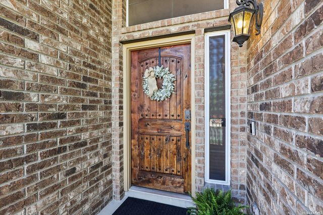 609 Oakmont Way, Cibolo, TX 78108