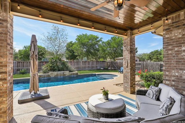 609 Oakmont Way, Cibolo, TX 78108