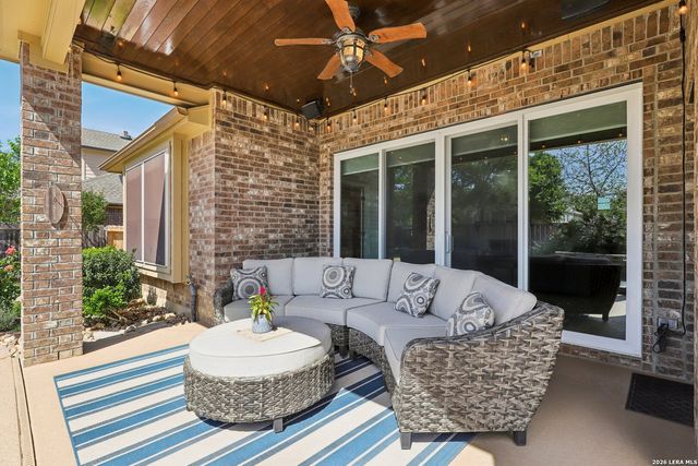609 Oakmont Way, Cibolo, TX 78108
