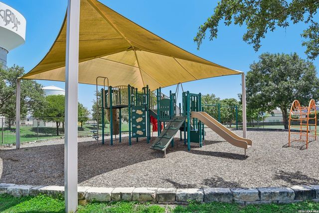 609 Oakmont Way, Cibolo, TX 78108