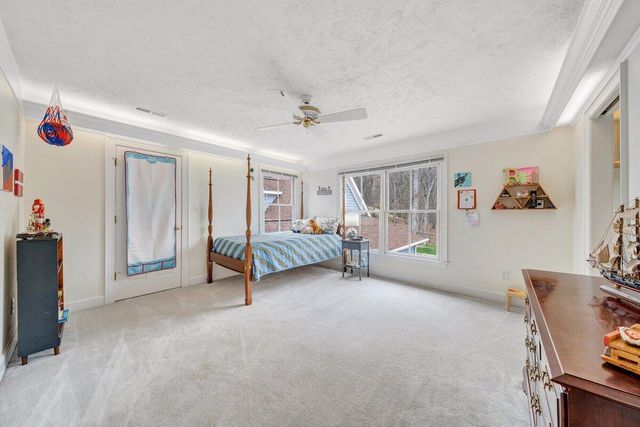 522 Waterford DR, Roanoke, VA 24014