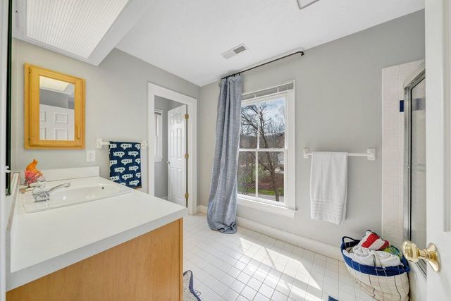 522 Waterford DR, Roanoke, VA 24014