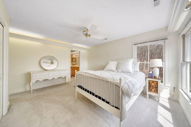 522 Waterford DR, Roanoke, VA 24014