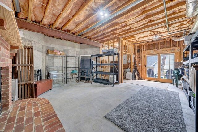 522 Waterford DR, Roanoke, VA 24014