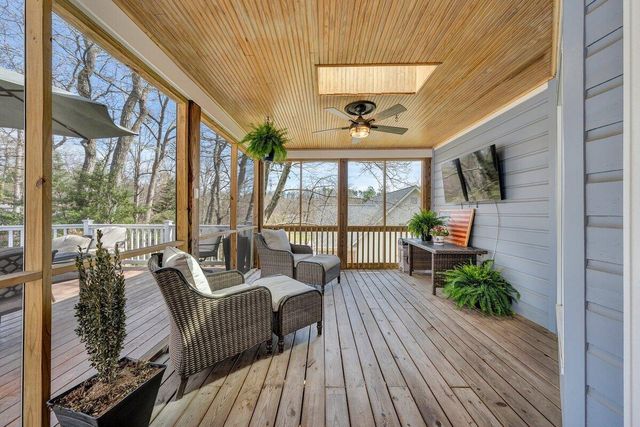 522 Waterford DR, Roanoke, VA 24014