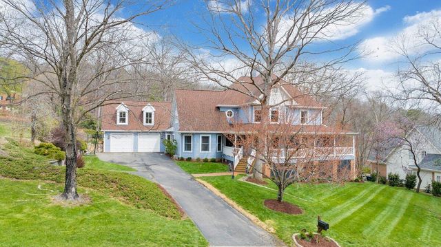 522 Waterford DR, Roanoke, VA 24014