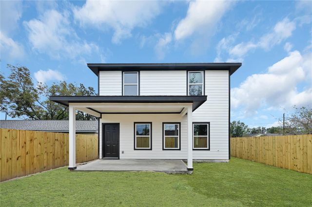 8029 Ritz Street, Houston, TX 77028