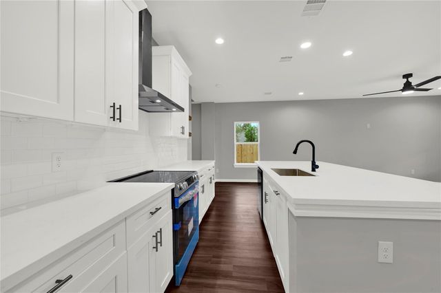 8029 Ritz Street, Houston, TX 77028