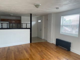 143 Arlington St C, Chelsea, MA 02150