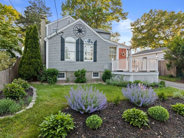 129 Greenvale Ave, Weymouth, MA 02188