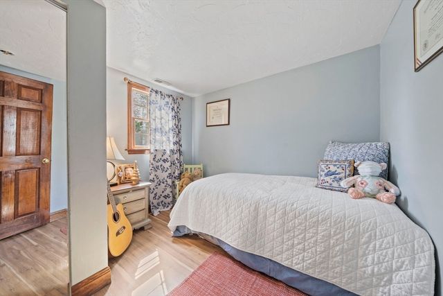 129 Greenvale Ave, Weymouth, MA 02188