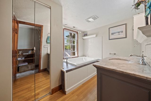 129 Greenvale Ave, Weymouth, MA 02188