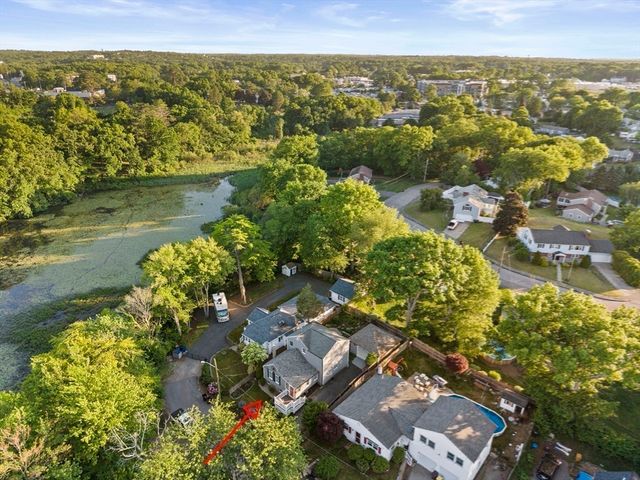 129 Greenvale Ave, Weymouth, MA 02188