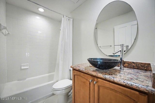 100 BERMUDA BAY Circle 104, Ponte Vedra Beach, FL 32082