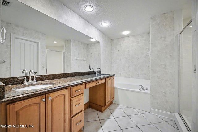 100 BERMUDA BAY Circle 104, Ponte Vedra Beach, FL 32082