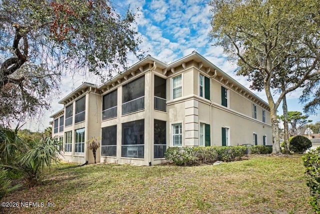 100 BERMUDA BAY Circle 104, Ponte Vedra Beach, FL 32082