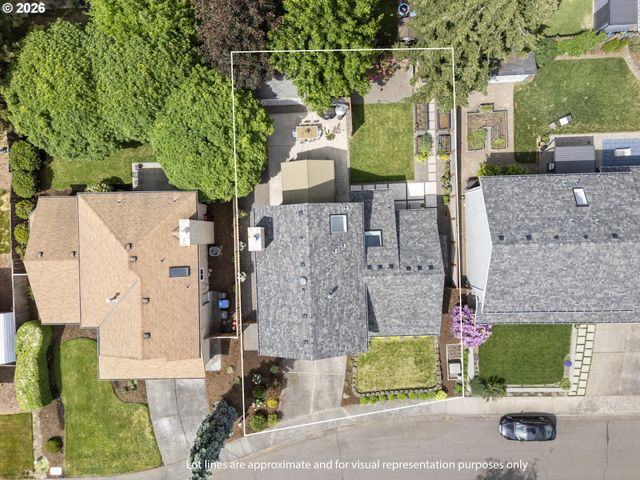 16097 Nw OAK HILLS Dr, Beaverton, OR 97006