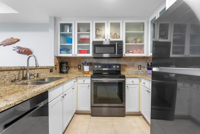 457 BAHIA BEACH BOULEVARD, Ruskin, FL 33570