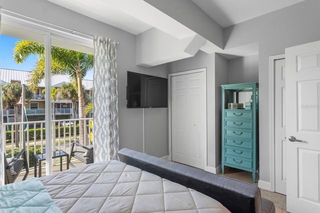 457 BAHIA BEACH BOULEVARD, Ruskin, FL 33570