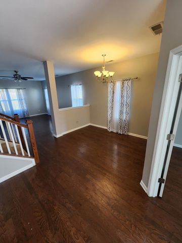 210 Medford Drive, Summerville, SC 29485