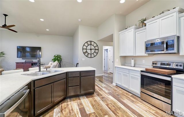 60 Sycamore Grove Drive, Troy, MO 63379