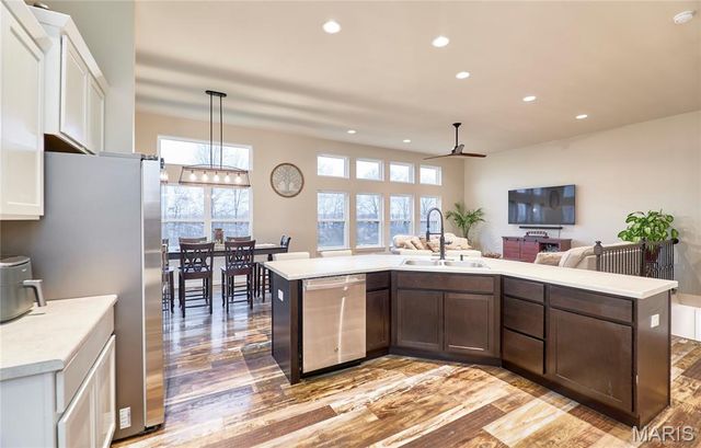 60 Sycamore Grove Drive, Troy, MO 63379