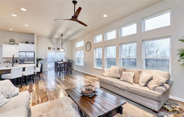 60 Sycamore Grove Drive, Troy, MO 63379