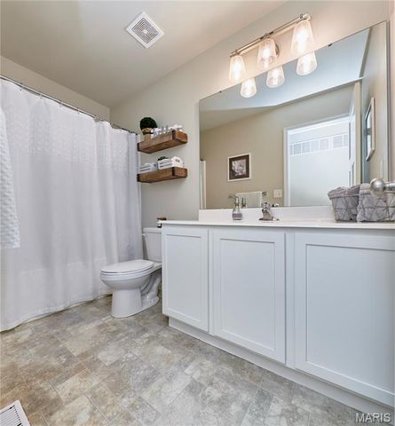 60 Sycamore Grove Drive, Troy, MO 63379