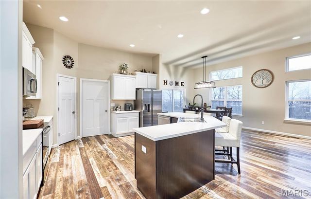 60 Sycamore Grove Drive, Troy, MO 63379