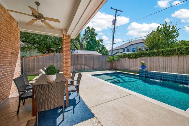 4019 Whitman, Houston, TX 77027