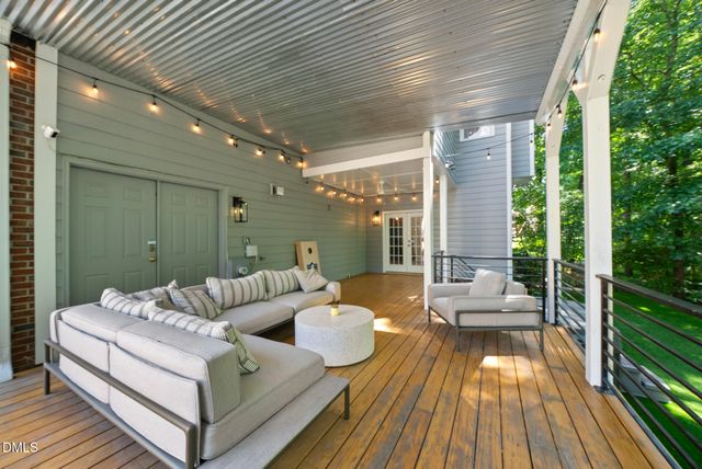 401 Vatersay Drive, Apex, NC 27502
