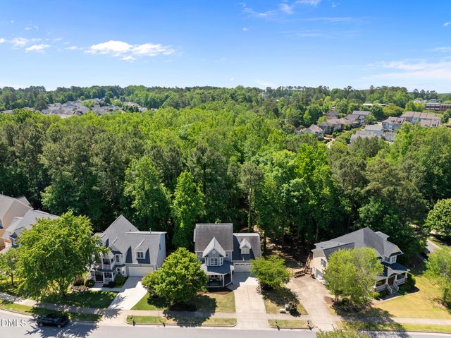 401 Vatersay Drive, Apex, NC 27502