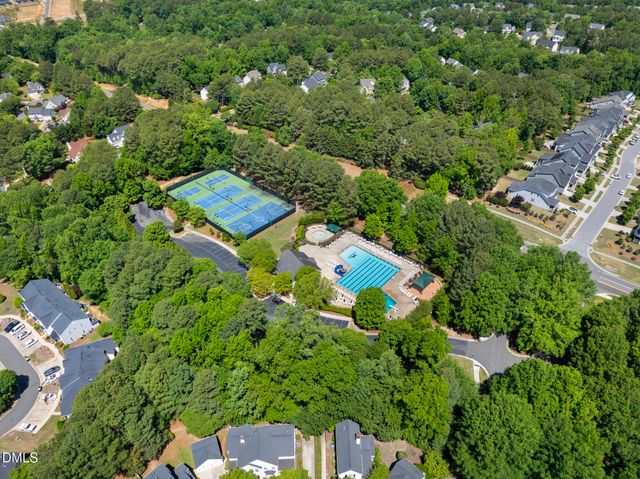 401 Vatersay Drive, Apex, NC 27502