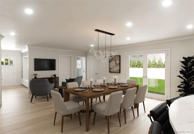 134 Colony Lane, Syosset, NY 11791