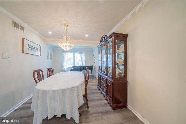 13 OXFORD CIRCLE, Horsham, PA 19044