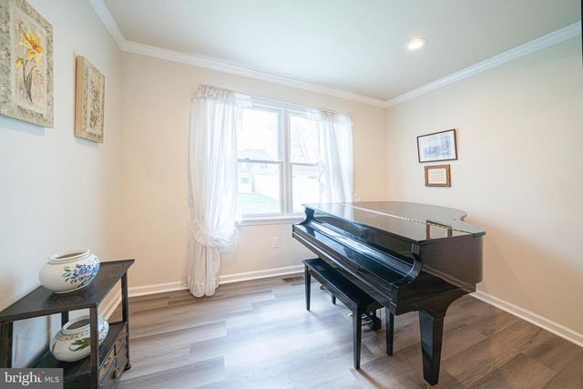 13 OXFORD CIRCLE, Horsham, PA 19044