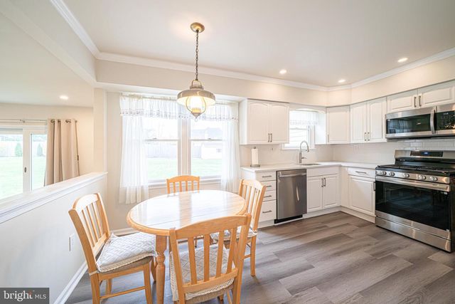 13 OXFORD CIRCLE, Horsham, PA 19044