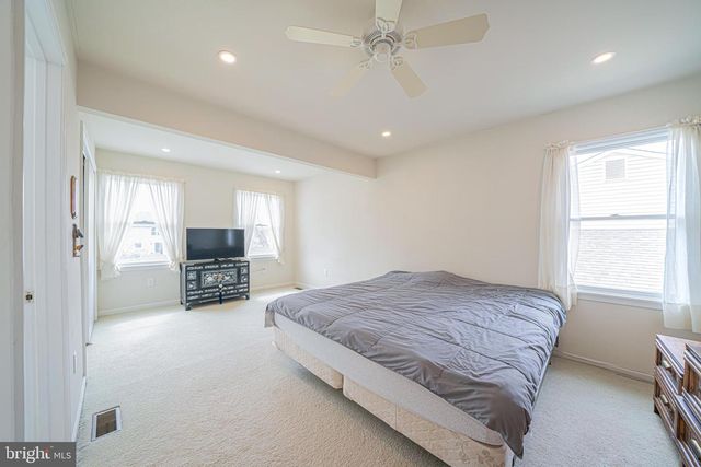 13 OXFORD CIRCLE, Horsham, PA 19044