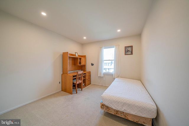 13 OXFORD CIRCLE, Horsham, PA 19044