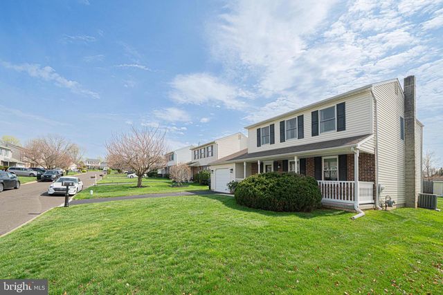 13 OXFORD CIRCLE, Horsham, PA 19044